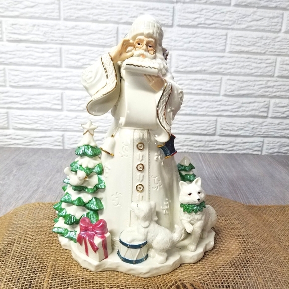 living quarters Other - Musical Santa Claus ceramic table piece